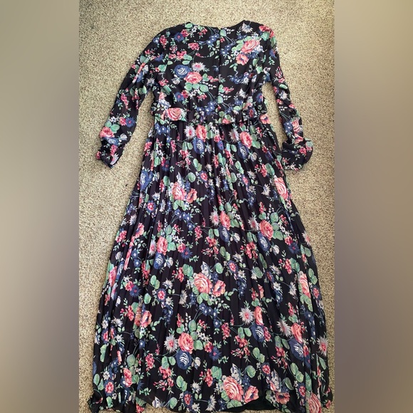 Floral maternity maxi dress - Picture 3 of 4